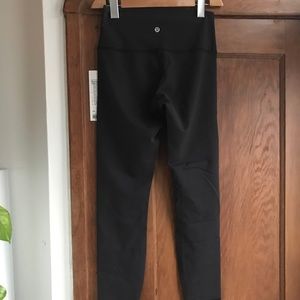 Lululemon Wunder Train Tight HR 25" Size 6